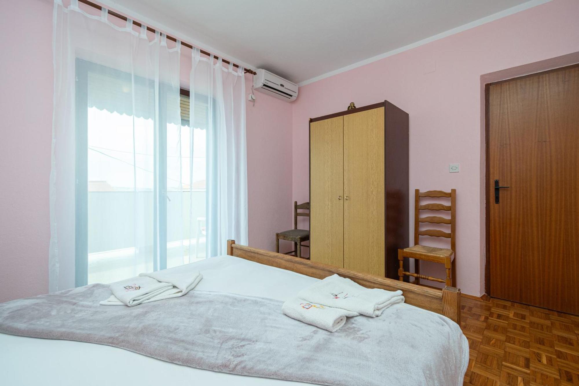 Apartments And Rooms With Parking Space Zubovici, Pag - 16063 Szoba fotó